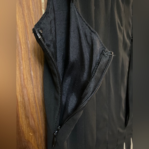 Black and Ivory Mesh Striped Dress - Picture 4 of 8